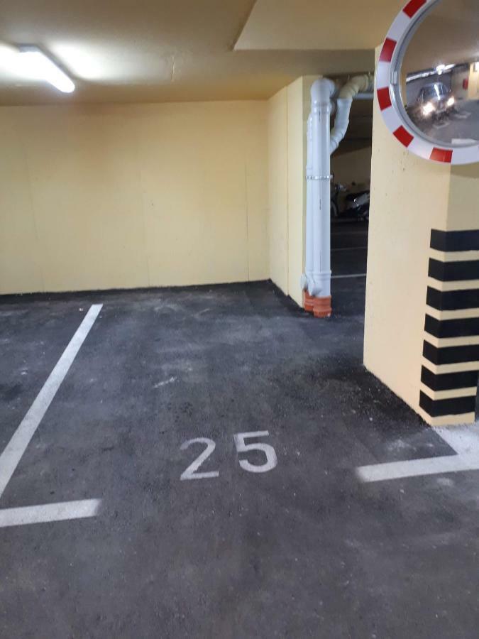 Apartment Eni With Garage Parking Split Dış mekan fotoğraf